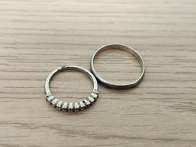 Lot 2 bagues anciennes argent, alliance et anneau serti vintage rétro