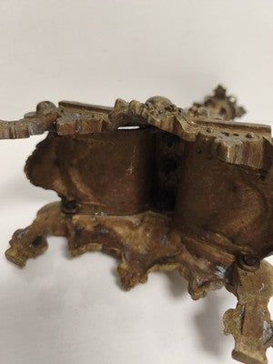 Bougeoir ancien bronze XIXe style rocaille doré décor floral