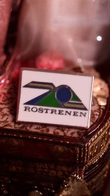 Pin's vintage Rostrenen édition limitée logo émaillé rectangulaire badge rétro
