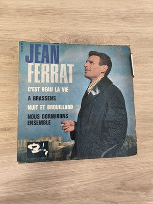 Vinyle 45 tours ancien Jean Ferrat, disque rétro vintage, collection chanson fra