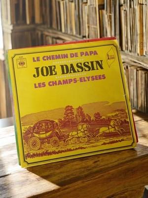 Disque vinyle 45 tours Joe Dassin CBS vintage Le Chemin de Papa Champs-Élysées