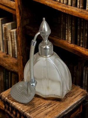Flacon vaporisateur parfum vintage années 1930 Art déco verre givré