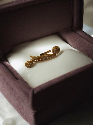 Broche ancienne fantaisie vintage dorée, motif géométrique rétro années 30