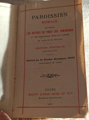 Livre de prières ancien Paroissien Romain 1921 reliure usée vintage