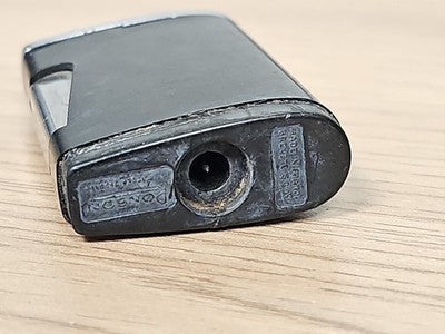 Briquet ancien Ronson noir chromé vintage, allumeur rétro à recharger, années 60