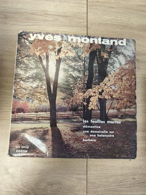 Vinyle 45 tours ancien Yves Montand rétro, disque vintage collection état usagé