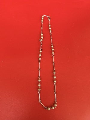Collier ancien fantaisie vintage perles dorées et maillons métal, rétro élégant