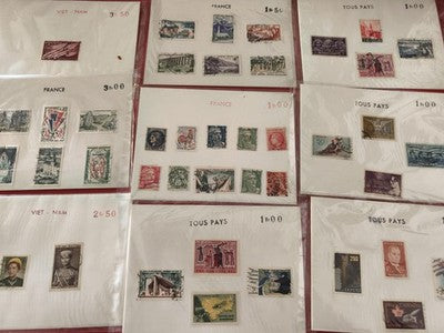 Lot anciens timbres monde vrac collection France Vietnam raretés philatélie