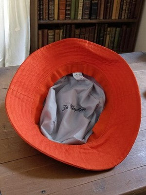 Bob homme orange vintage neuf La Chapellerie deadstock rétro