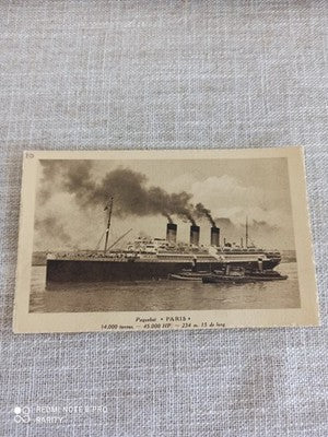 Carte postale ancienne paquebot Paris transatlantique noir et blanc maritime