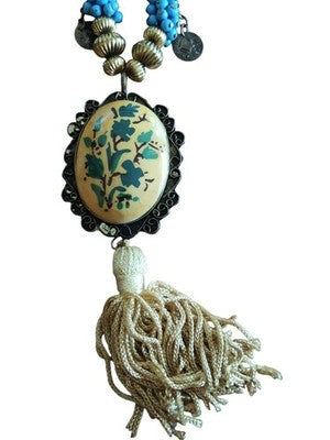 Collier chinois traditionnel vintage perles bleues médaillon floral pampille
