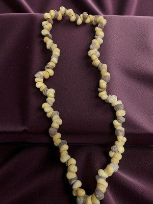 Collier vintage coquillages naturels, bijou ancien rétro, tons crème et beige