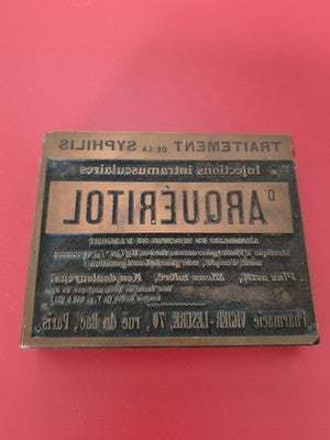 Plaque ancienne vintage pharmacie métal, tampon syphilis, rare collection médica