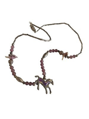 Collier pendentif cheval perles roses vintage bijou fantaisie occasion