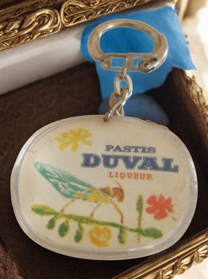 Porte-clés vintage Pastis Duval liqueur publicitaire France rétro