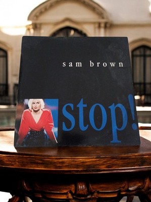 Vinyle 45T Sam Brown Stop! pochette originale vintage single pop années 80