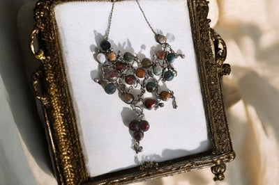 Plastron bohème pierres précieuses naturelles multicolores collier pendentif Boh