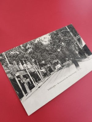 Ancienne carte postale oblitérée Toulon Boulevard de Strasbourg noir et blanc