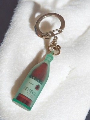 Porte-clés ancien bouteille SENECL publicité vintage rétro accessoire déco