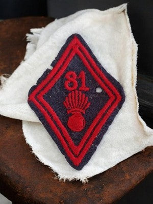 Écusson militaire 81e Régiment Infanterie France ancien, losange brodé vintage