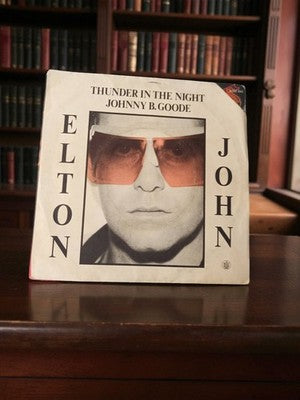 Disque vinyle 45 tours Elton John Thunder in the Night vintage pochette usagée
