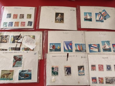 Lot anciens timbres collection France Pologne URSS animaux bateaux art philatéli