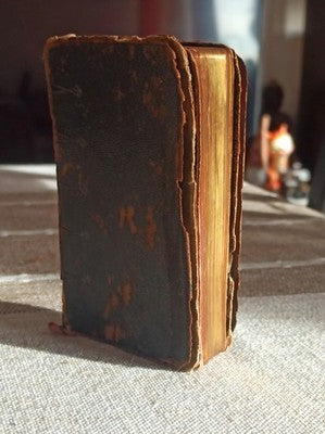 Livre de prières ancien Paroissien Romain 1921 reliure usée vintage