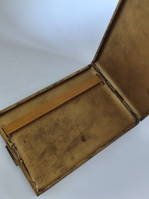 Ancien étui à cigarettes Art déco matière ambrée et métal doré