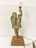 Lampe ancienne bronze patiné doré, ange ailé, socle bois, électrifiée