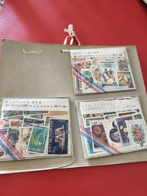 Lot anciens timbres monde thématiques Vietnam fleurs sports collection vrac