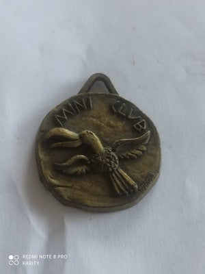 Médaille vintage Club Med MINI CLUB, relief oiseau, souvenir ancien voyage