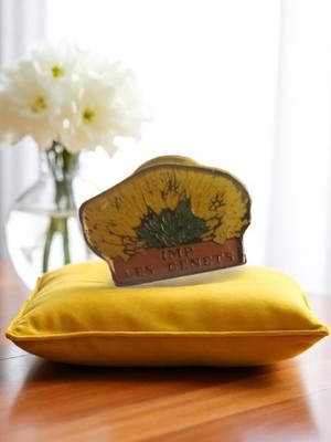 Plaque émaillée vintage IMP Les Genêts jaune édition limitée déco rétro
