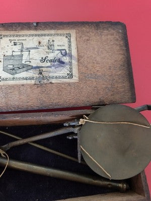Vintage balancier années 1930 avec boîte d'origine Ancienne, objet rétro collect