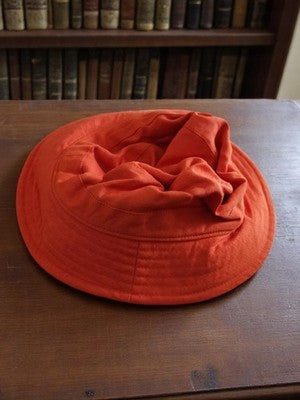 Bob homme orange vintage neuf La Chapellerie deadstock rétro