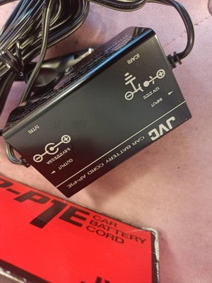 Adaptateur batterie auto JVC AP-P1E vintage, cordon alimentation rétro, boîte