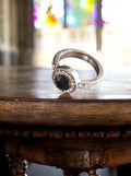 Bague fantaisie vintage, créateur, pierre noire et strass, taille 55