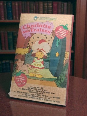 Cassette VHS vintage Charlotte aux Fraises dessin animé vidéo rétro