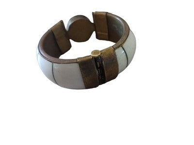 Bracelet jonc vintage en os et pierre cabochon style ancien
