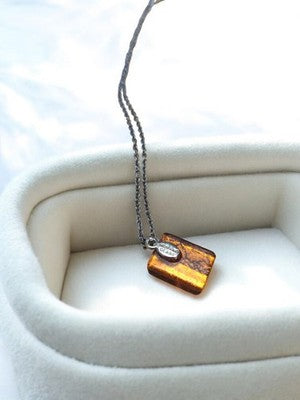 Collier pendentif Murano vintage, verre ambré, bijou rétro ancien