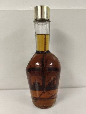 Ancienne bouteille Old Smuggler verre ambré personnage bois interne
