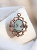 Pendentif camée rétro vintage ancien bijou fantaisie cadre ajouré médaillon
