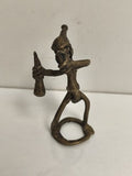 Statuette africaine ancienne en bronze, personnage stylisé, art tribal déco