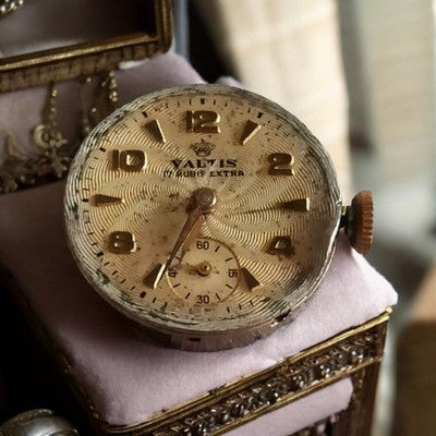 Montre mécanique Valtis Rubis Extra cadran doré à restaurer, pièce horlogère