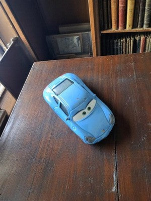 Voiture miniature Disney Cars bleue vintage, modèle Finn McMissile