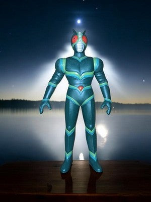 Figurine Kamen Rider Bandai vintage 1996 Japon vert yeux rouges