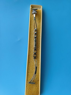 Bracelet ancien vintage montre française, neuf stock, métal argenté, années 60