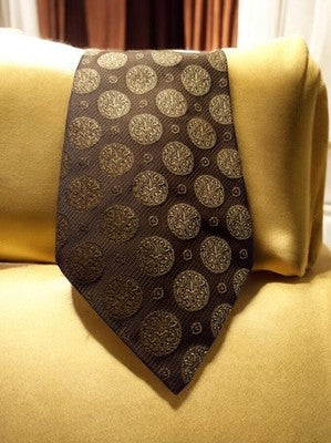 Cravate vintage Juwelde brun motifs ronds dorés style rétro élégant