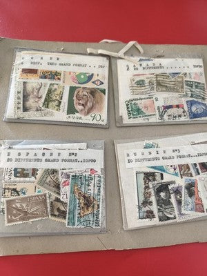Lot anciens timbres monde vrac collection Corée Canada Espagne Russie philatélie