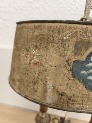 Lampe Napoléon III 1850 tôle peinte, deux lumières, chérubin
