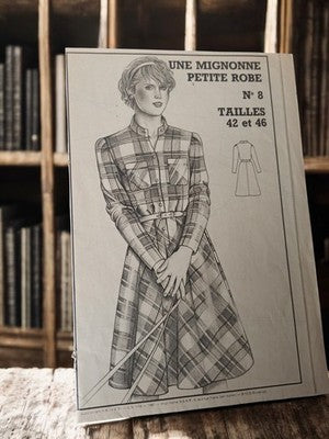 Patron couture vintage robe femme 1981 N°8 tailles 42 46 rétro ancien